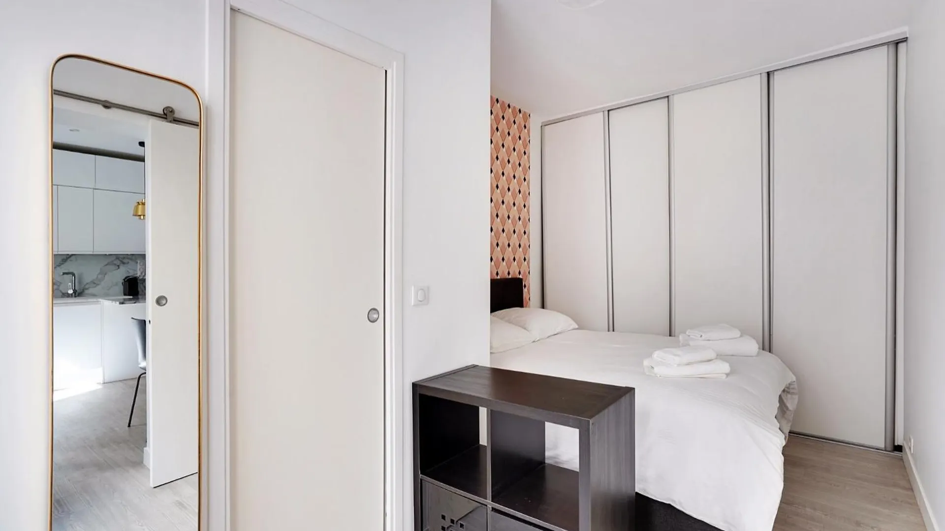 Apartment Saint Lazare Saint Augustin